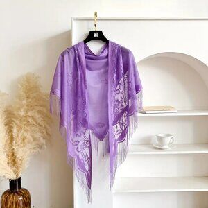 Elegant Lightweight 1pc Triangle Shawl with Exquisite Lace Pattern - NEW-